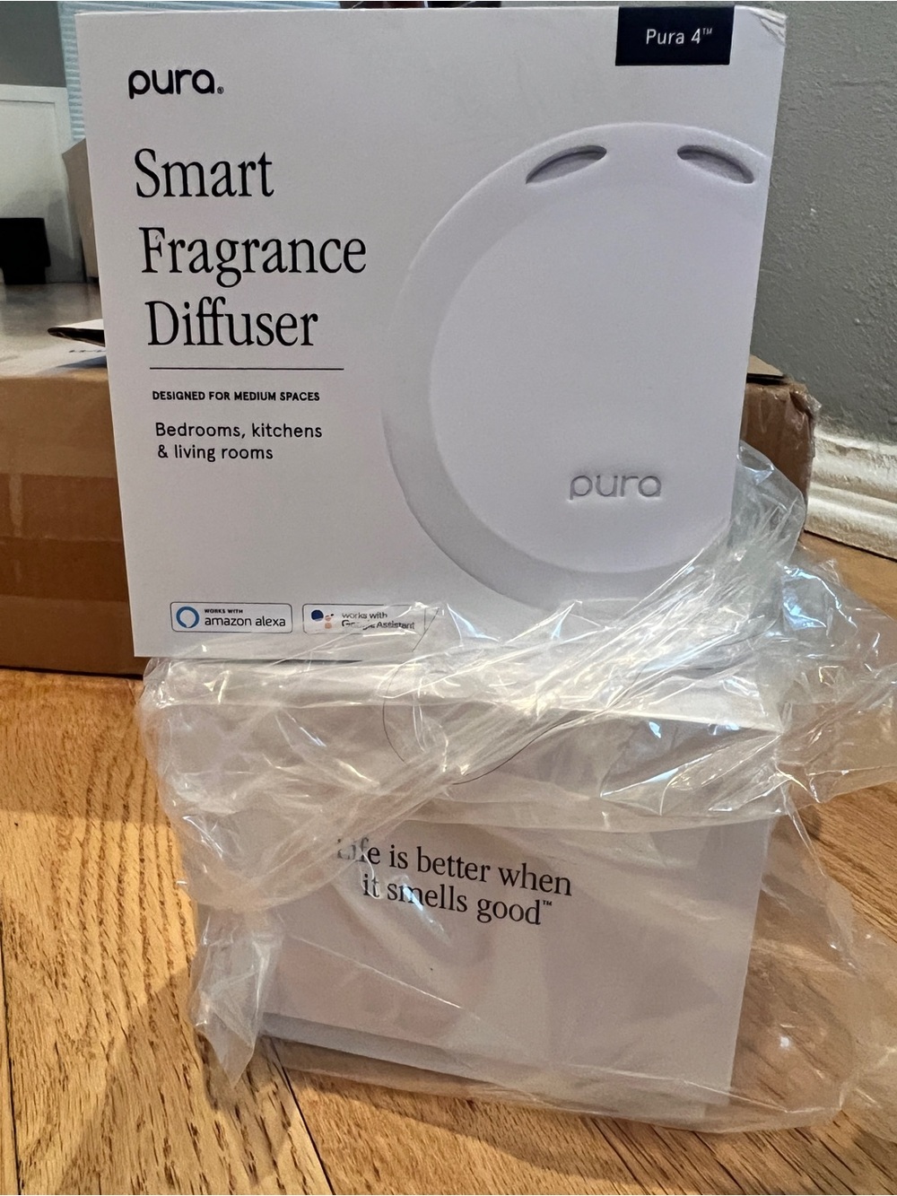 Pura 4 Smart Fragrance Diffuser - White